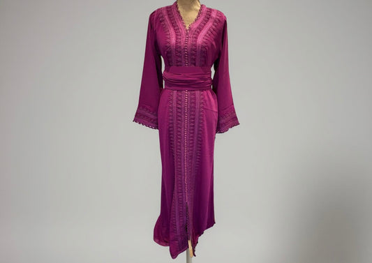 Caftan « Prune Élégance »